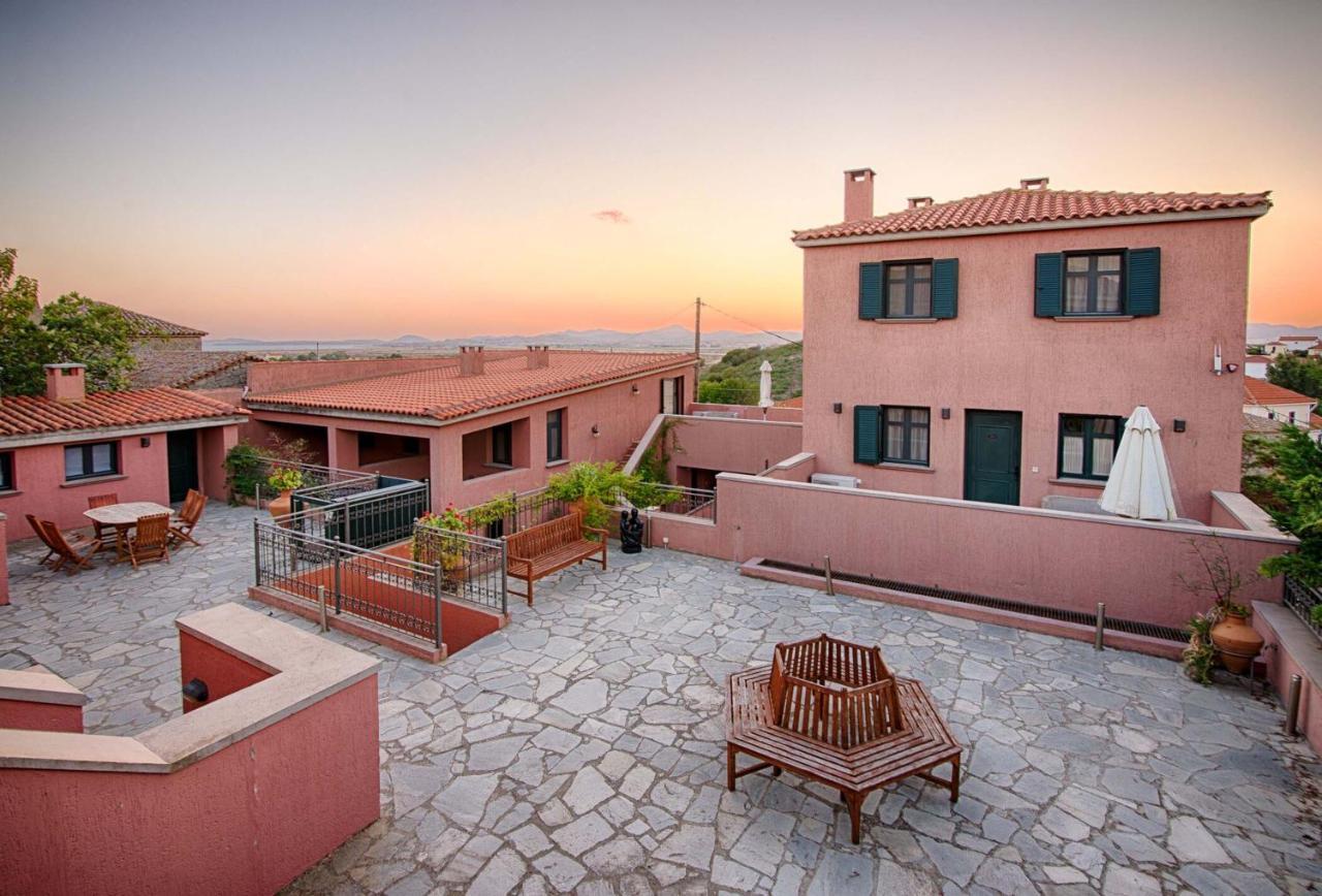 The Varos Residences Hotel מראה חיצוני תמונה